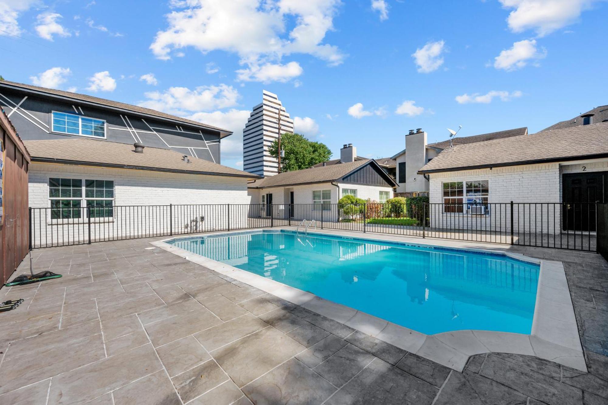Spacious 1Br Galleria Apt With Pool & Free Park Houston Eksteriør billede